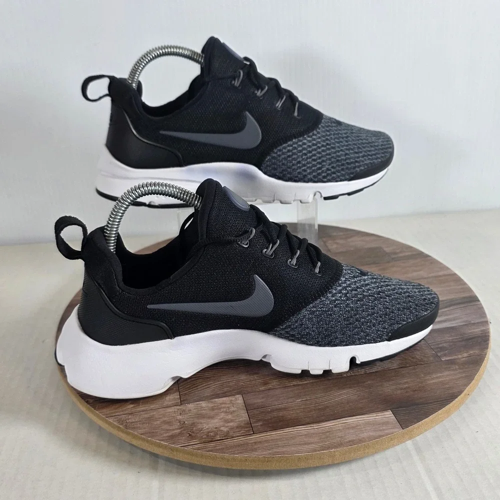 Nike Presto Fly SE GS Kids Size 6Y Black Anthracite   Running Shoes AA3060-001